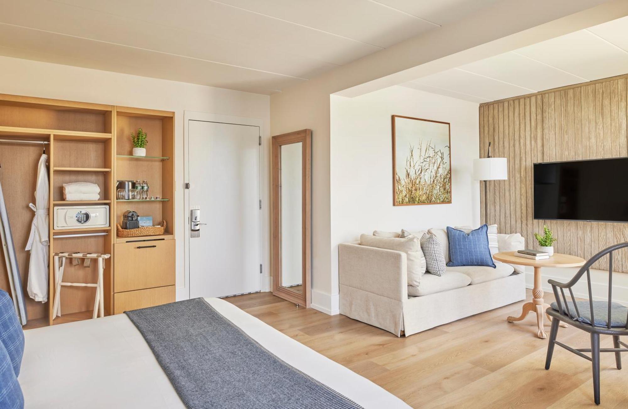 Newport Harbor Island Resort Екстер'єр фото