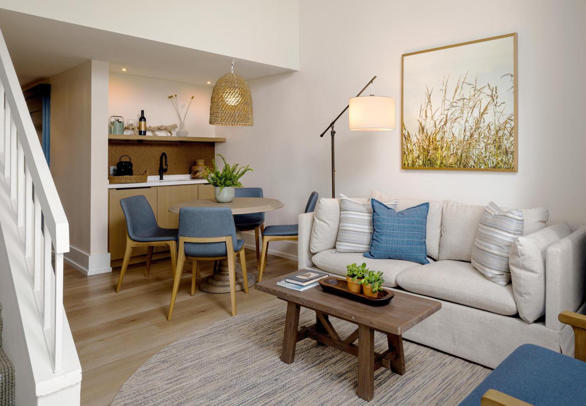 Newport Harbor Island Resort Екстер'єр фото