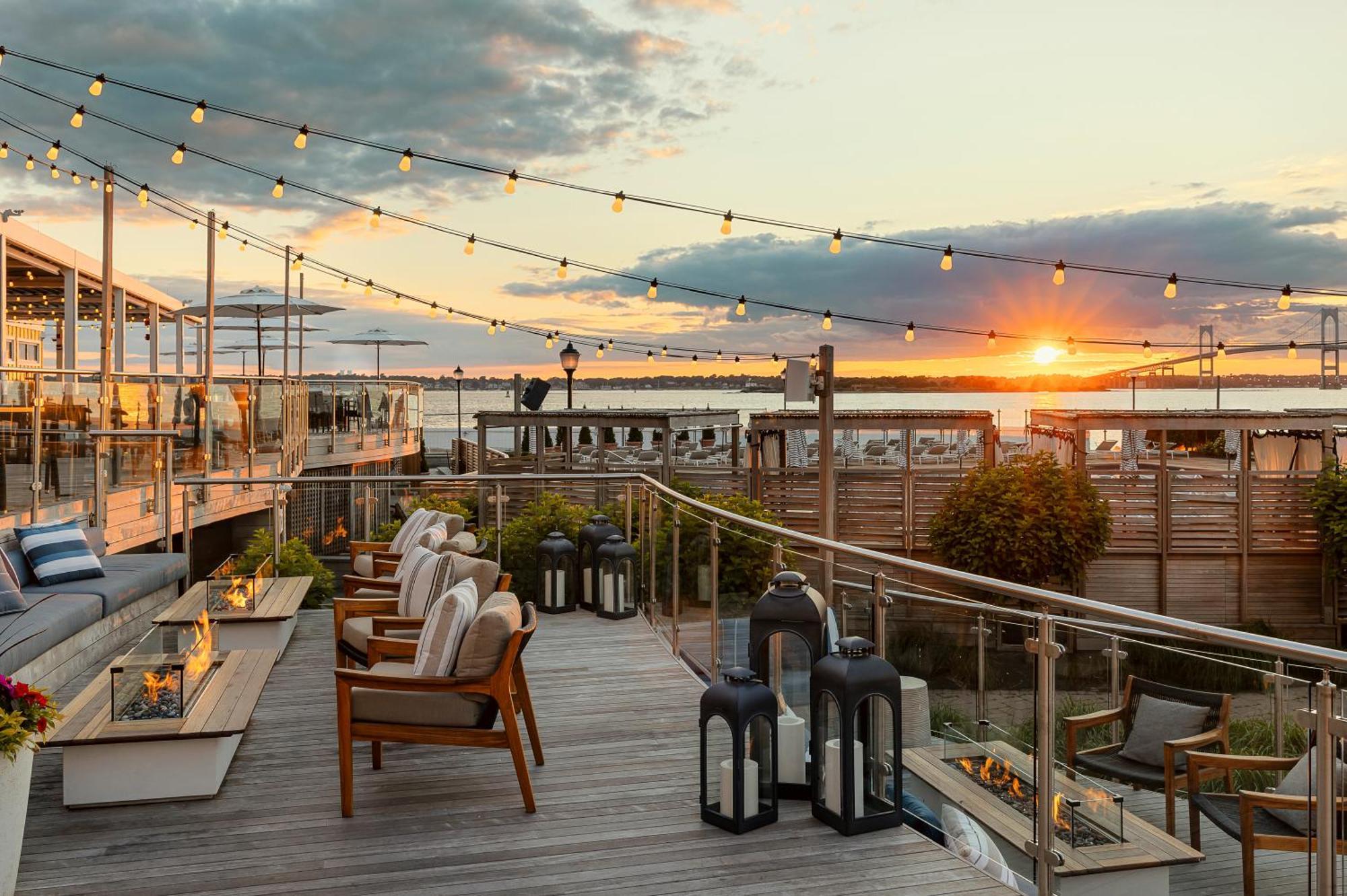 Newport Harbor Island Resort Екстер'єр фото