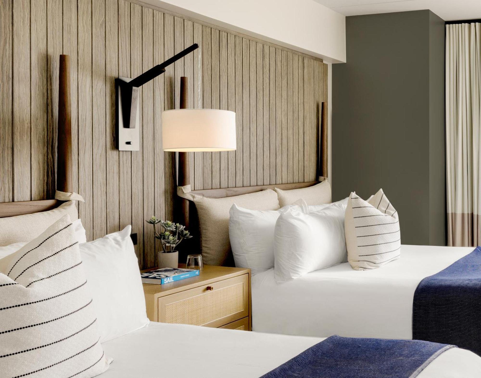 Newport Harbor Island Resort Екстер'єр фото
